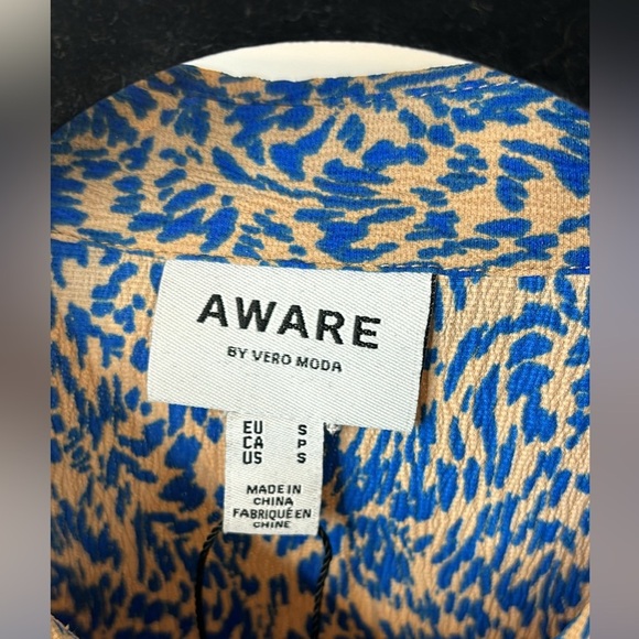 Brand New Vero Moda Blouse (No Tag) – Size Small ! - Picture 3 of 13
